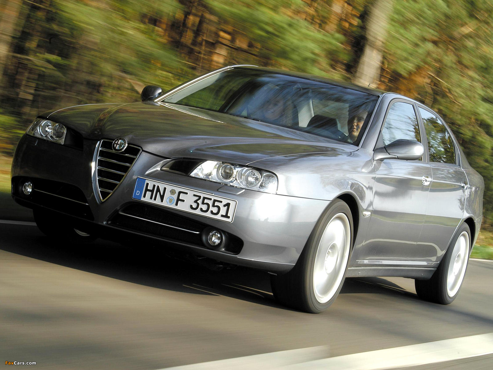 Alfa-Romeo 166  2.5 i V6 24V 188 KM - dane techniczne, wymiary, spalanie i opinie