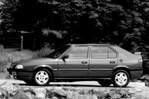 Alfa-Romeo 33  1.7i (105Hp) Hatchback