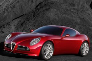 Alfa-Romeo 8C-Competizione 4.7i V8 32V Sedan