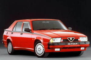 Alfa-Romeo 90  1.8L (121Hp) Sedan