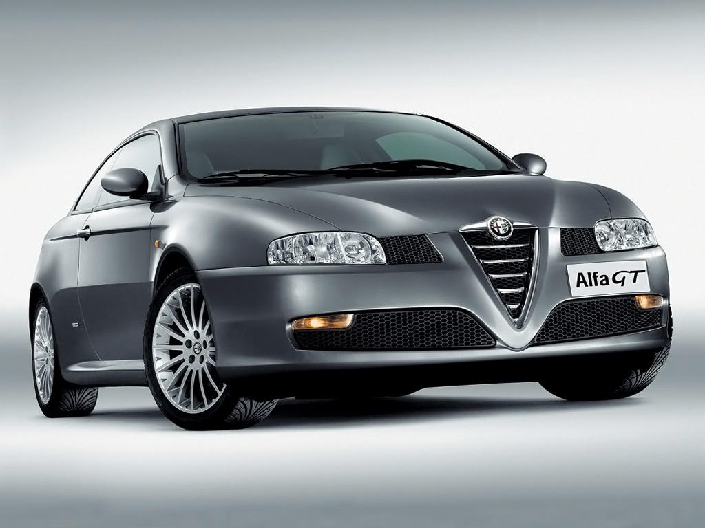Alfa-Romeo GT  2.0 i 16V JTS 165 KM - dane techniczne, wymiary, spalanie i opinie