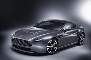 Aston-Martin Vantage 6.0i V12 517 KM Coupe