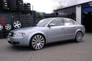 Audi A4  3.0 quattro 220 KM Sedan