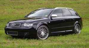 Audi A4  3.0 i V6 220 KM Suv