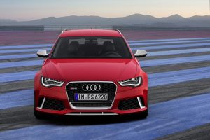 Audi RS6  4.0 AT (560 HP) 4WD Suv