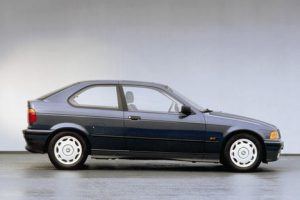 BMW 3er 323 ti 170 KM Hatchback