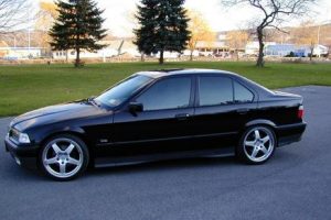 BMW 3er 318 is 140 KM Sedan