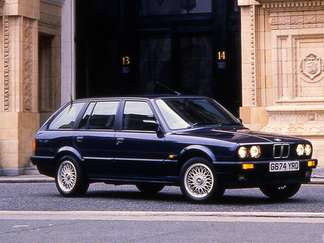 BMW 3er  318i (115Hp) - dane techniczne, wymiary, spalanie i opinie
