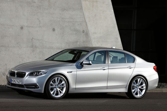 BMW 3er  335i 3.0 AT (306 HP) - dane techniczne, wymiary, spalanie i opinie