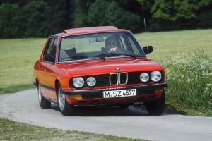 BMW 5er  520i (125Hp) Sedan