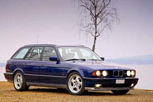 BMW 5er  518 i 115 KM Suv