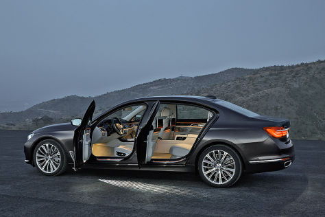 BMW 7er  730Ld 3.0d AT (265 HP) - dane techniczne, wymiary, spalanie i opinie