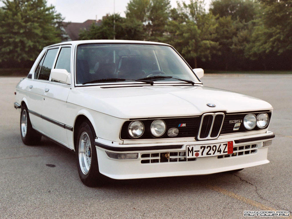 BMW M  3.5i (218Hp) - dane techniczne, wymiary, spalanie i opinie