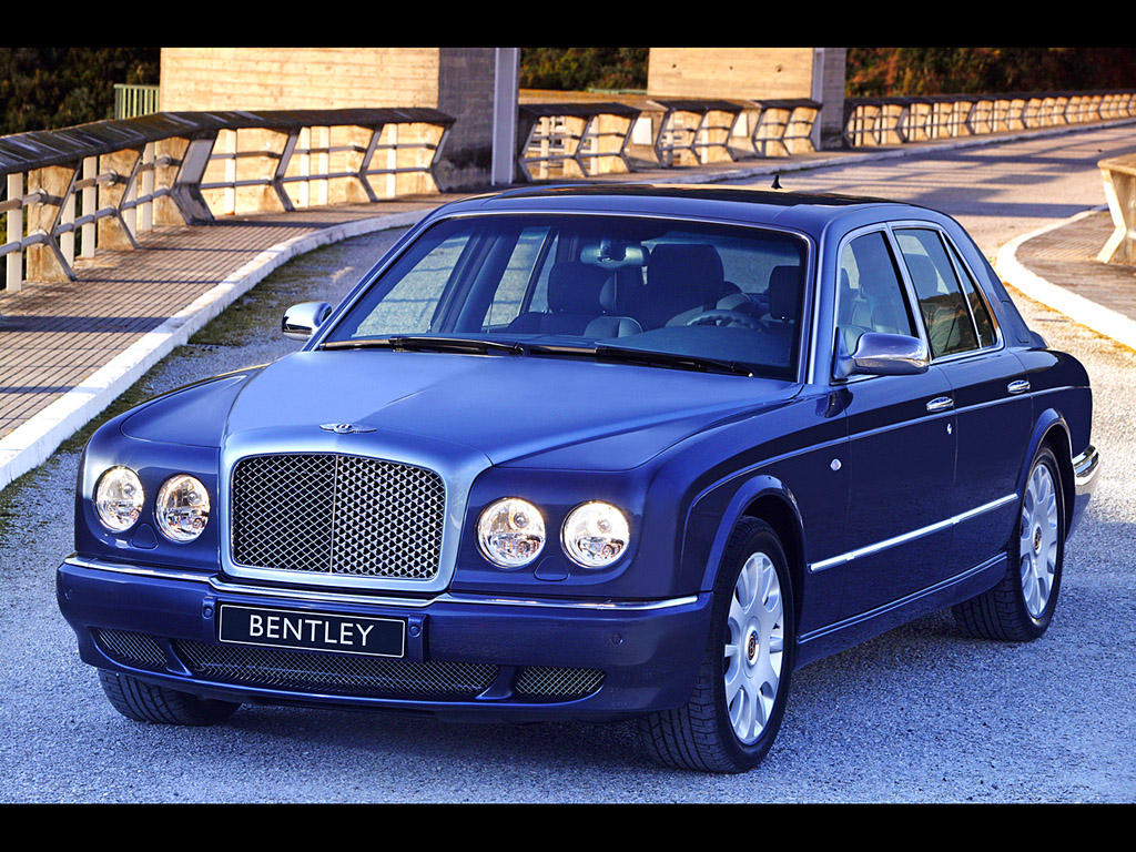 Bentley Arnage 6.7 i V8 16V RL 405 KM - dane techniczne, wymiary, spalanie i opinie