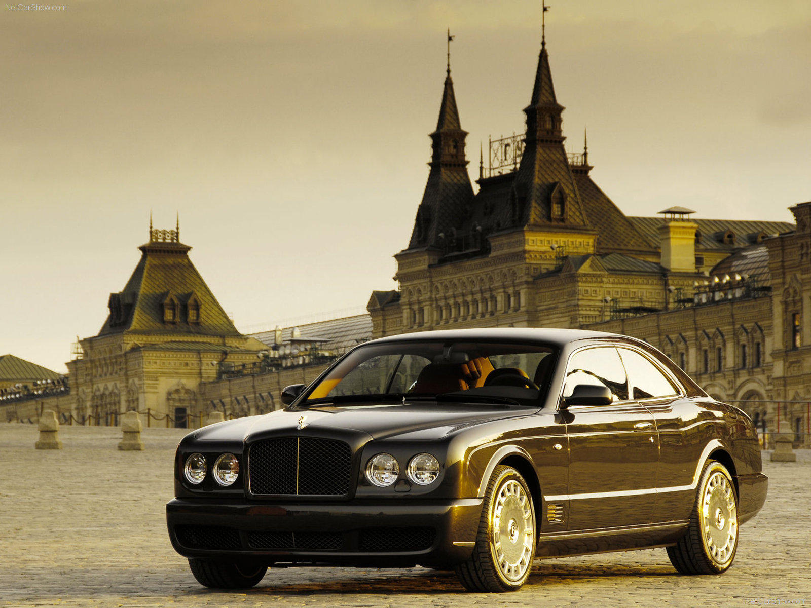 Bentley Brooklands  6.75 i V8 Biturbo 537 KM  - dane techniczne, wymiary, spalanie i opinie