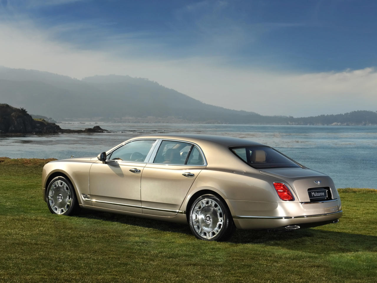 Bentley Mulsanne 6.8 V8 505 KM - dane techniczne, wymiary, spalanie i opinie