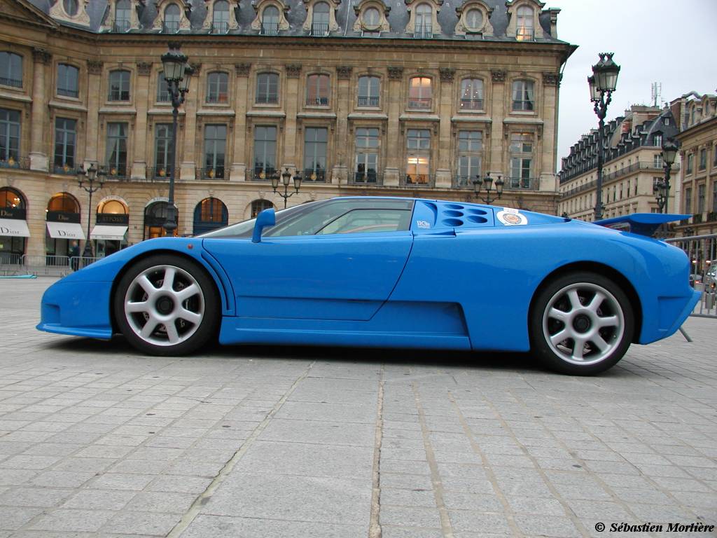 Bugatti EB-110  GT 559 KM - dane techniczne, wymiary, spalanie i opinie