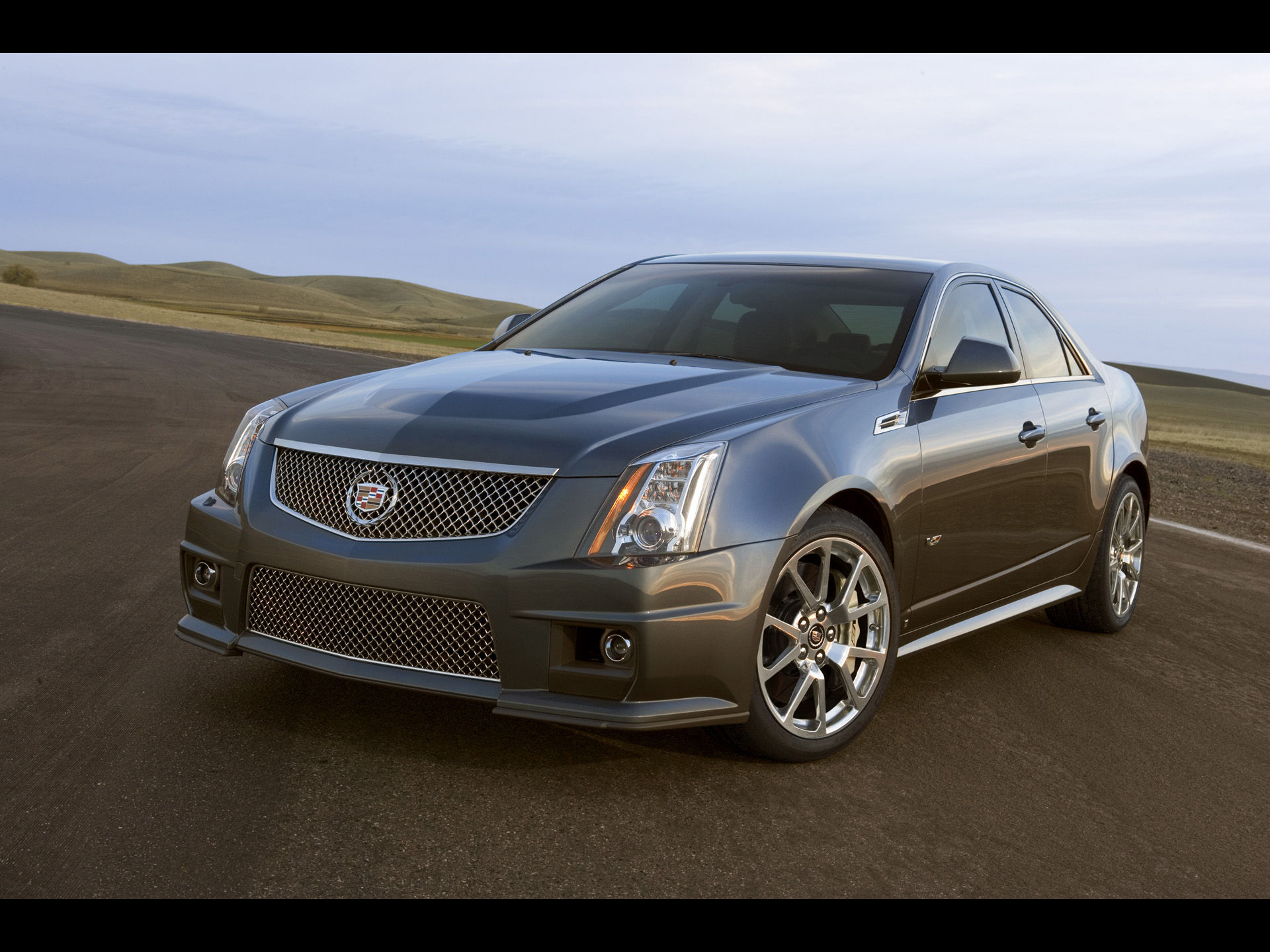 Cadillac CTS-V 6.2 AT (564 HP) - dane techniczne, wymiary, spalanie i opinie
