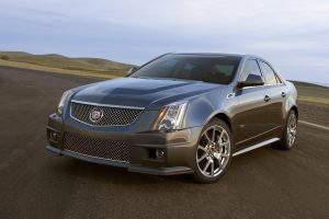 Cadillac CTS-V 6.2 MT (564 HP) Sedan