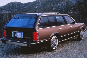 Chevrolet Celebrity 2.8 V6 130 KM Sedan