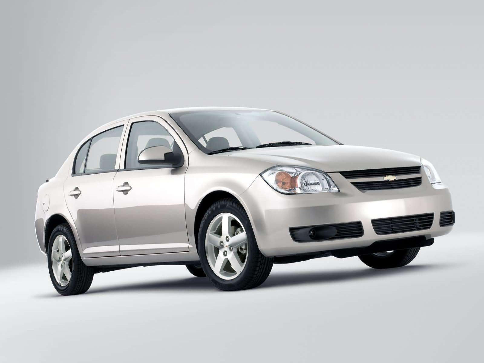 Chevrolet Cobalt  2.2 i 16V 141 KM - dane techniczne, wymiary, spalanie i opinie