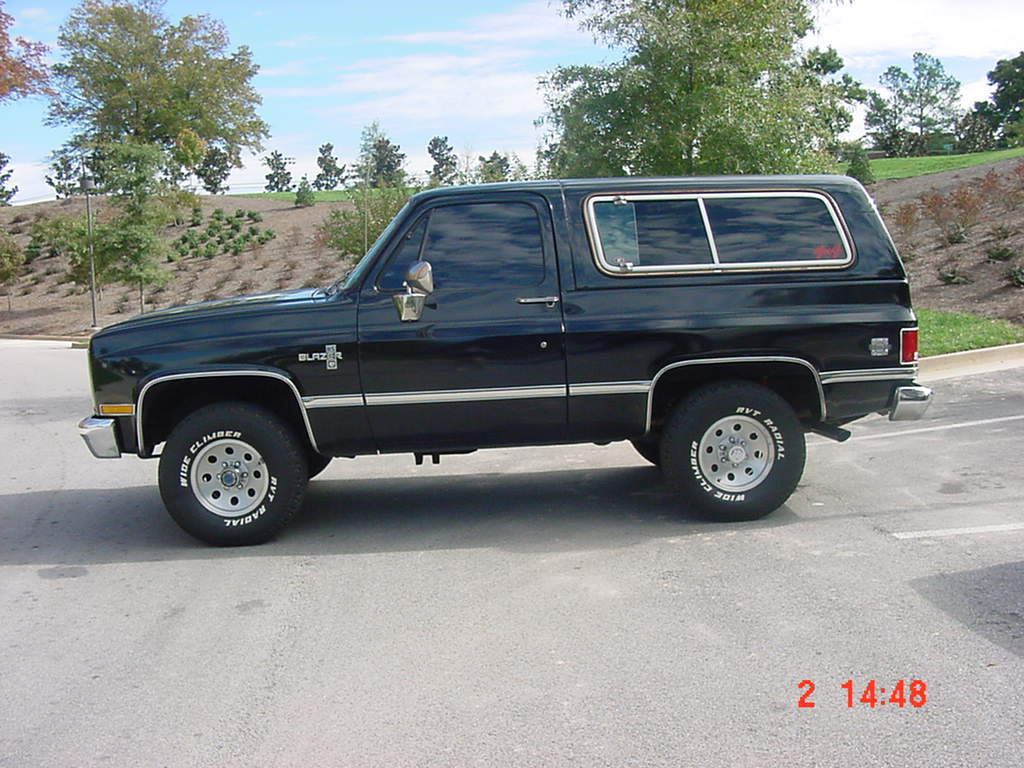 Chevrolet Blazer  5.0L V8 (155Hp) - dane techniczne, wymiary, spalanie i opinie