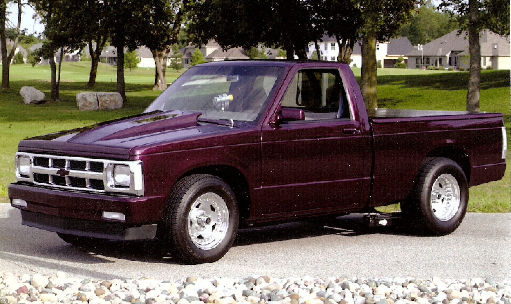 Chevrolet S-10-Pickup  2.2i 121KM - dane techniczne, wymiary, spalanie i opinie