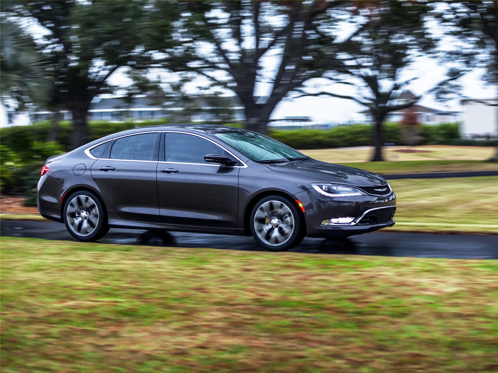 Chrysler 200  3.6i V6 (283Hp) - dane techniczne, wymiary, spalanie i opinie