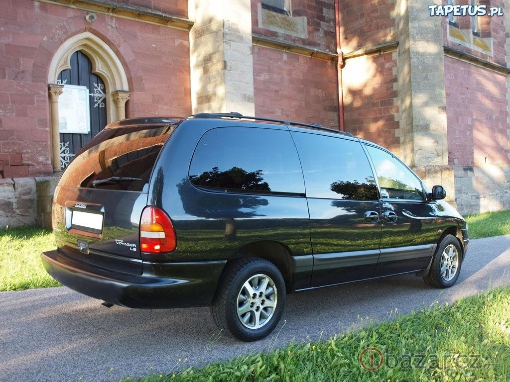 Chrysler Grand-Voyager  3.8 V6 4 Minivan