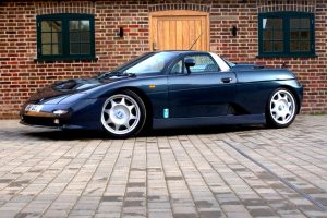 De-Tomaso Guara 4.0 i V8 32V 304 KM Coupe