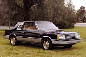 Dodge Aries 2.6L (131 Hp) Suv