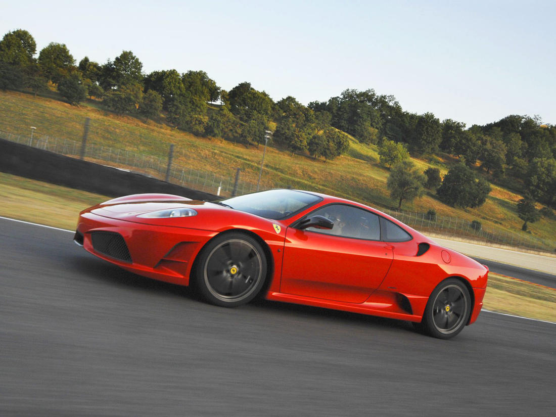 Ferrari 430  4.3i V8 32V 510 KM - dane techniczne, wymiary, spalanie i opinie