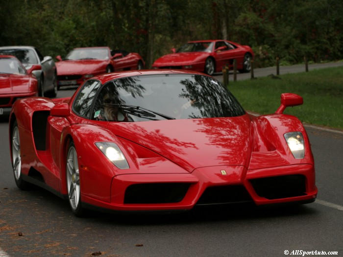 Ferrari Enzo 6.0 V12 660 KM - dane techniczne, wymiary, spalanie i opinie