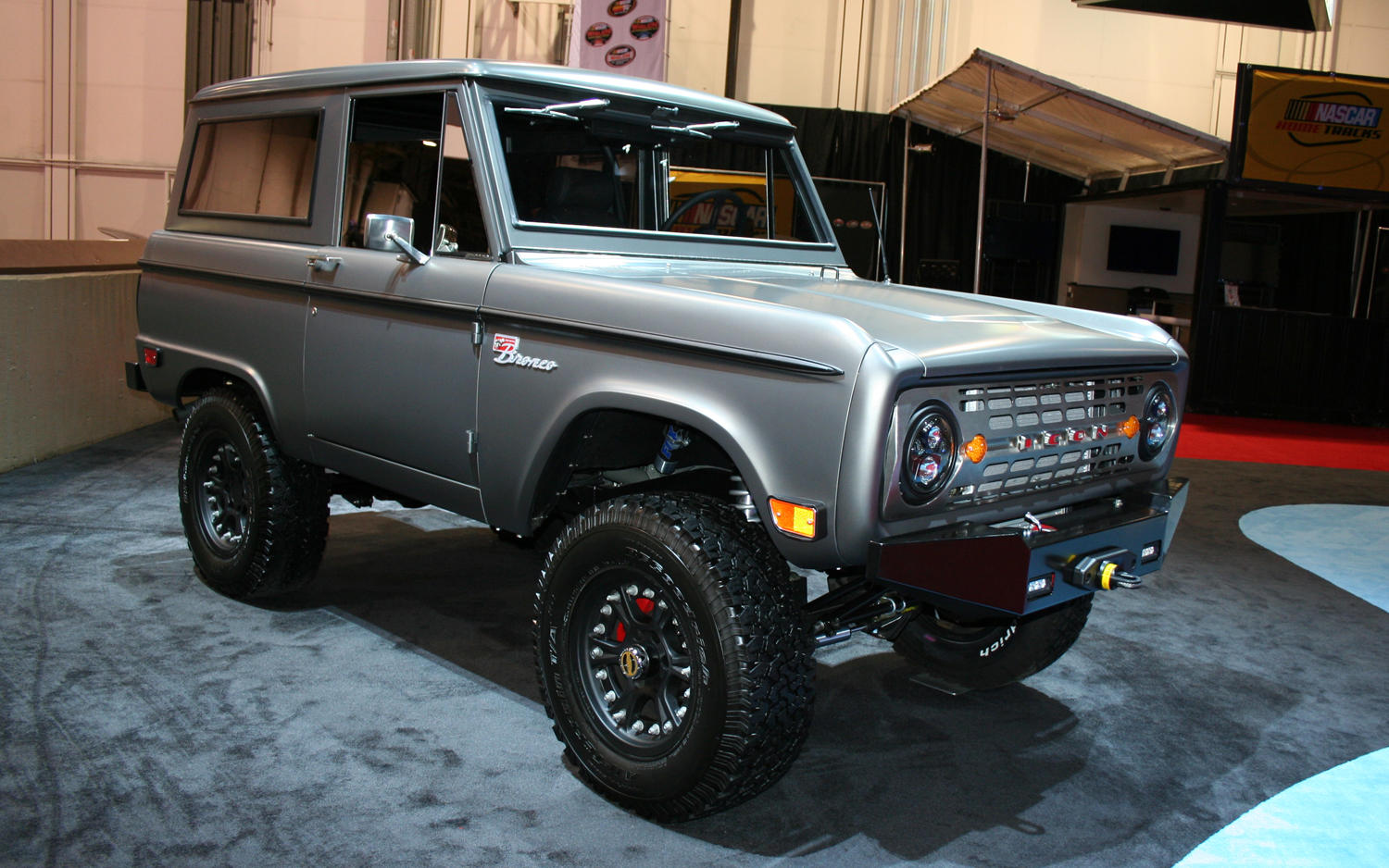 Ford Bronco I IV - dane techniczne, wymiary, spalanie i opinie