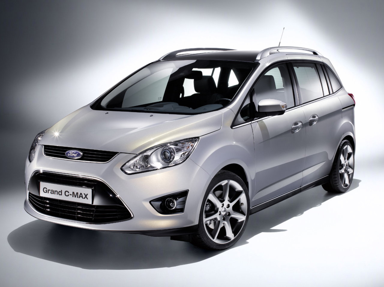 Ford C-MAX  1.6 TDCi (95Hp) - dane techniczne, wymiary, spalanie i opinie