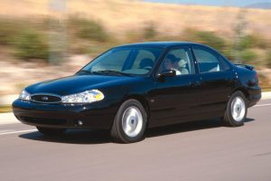 Ford Contour 2.5 i 24V GL 165 KM Sedan