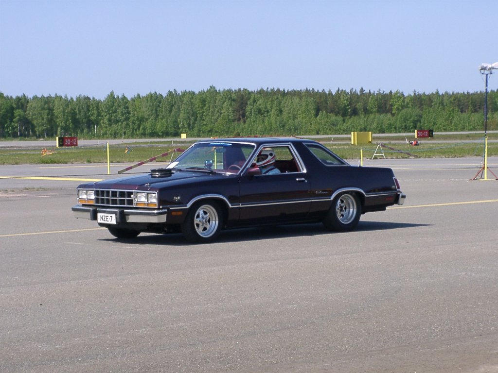 Ford Fairmont  2.3L - dane techniczne, wymiary, spalanie i opinie