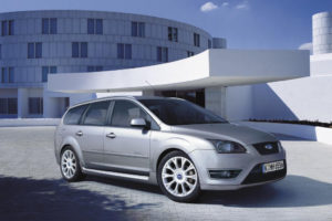 Ford Focus 1.8 i 16V 125 KM Suv