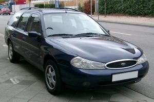 Ford Mondeo 1.6i 16V 95 KM Hatchback