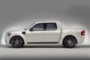 Ford Sport-Trac 4.0 L V6 210 HP Pickup