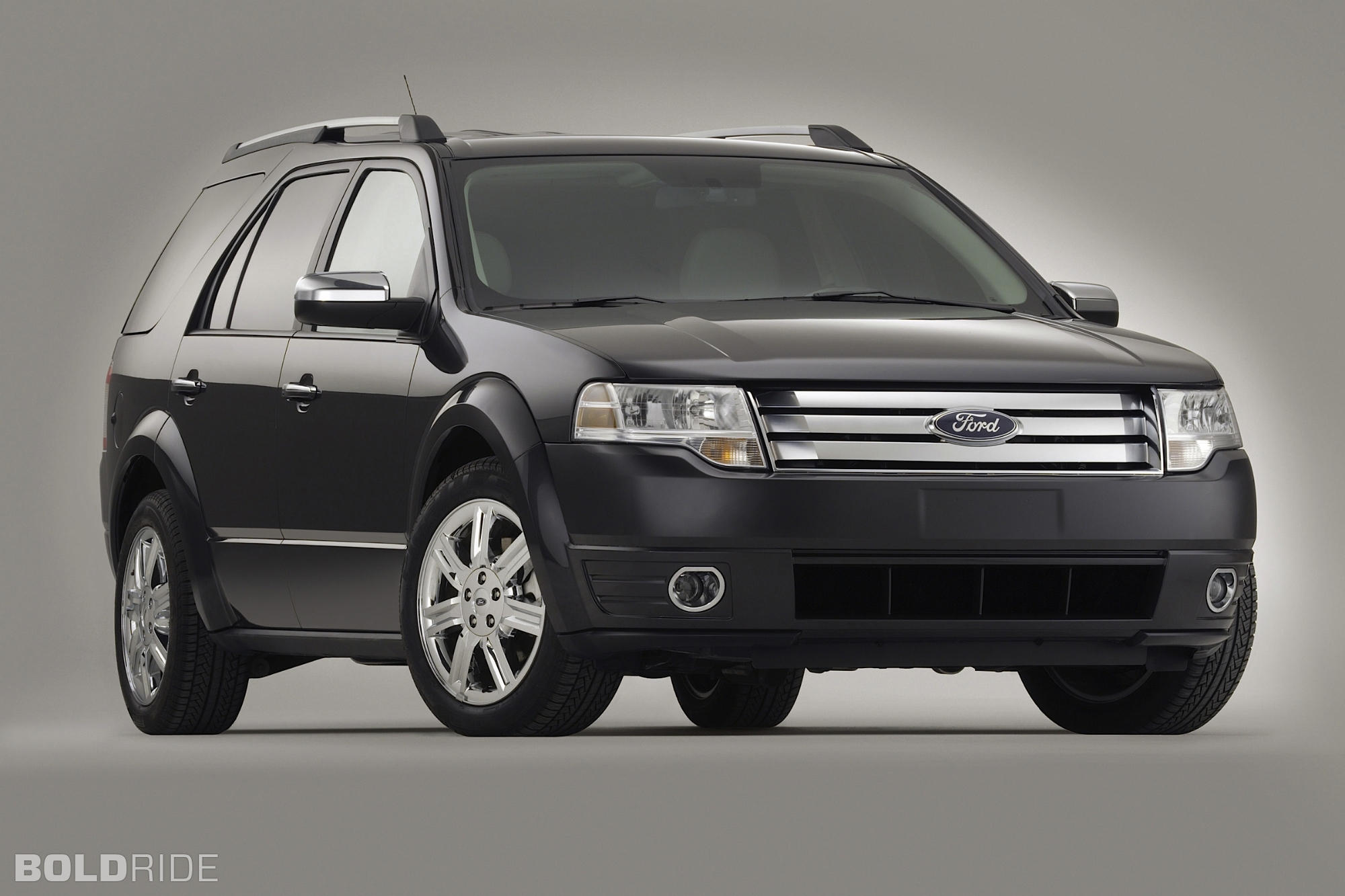 Ford Taurus-X 3.5i V6 260 KM - dane techniczne, wymiary, spalanie i opinie