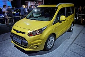 Ford Tourneo-Connect  1.6 MT (75 HP) Compact