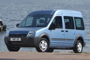 Ford Tourneo-Connect  1.8 i 16V 115 KM Minivan