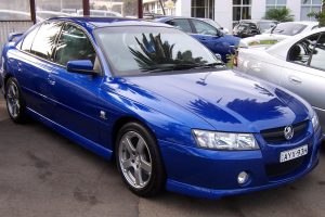 Holden Commodore 5.0 i V8 SS 224 KM Sedan