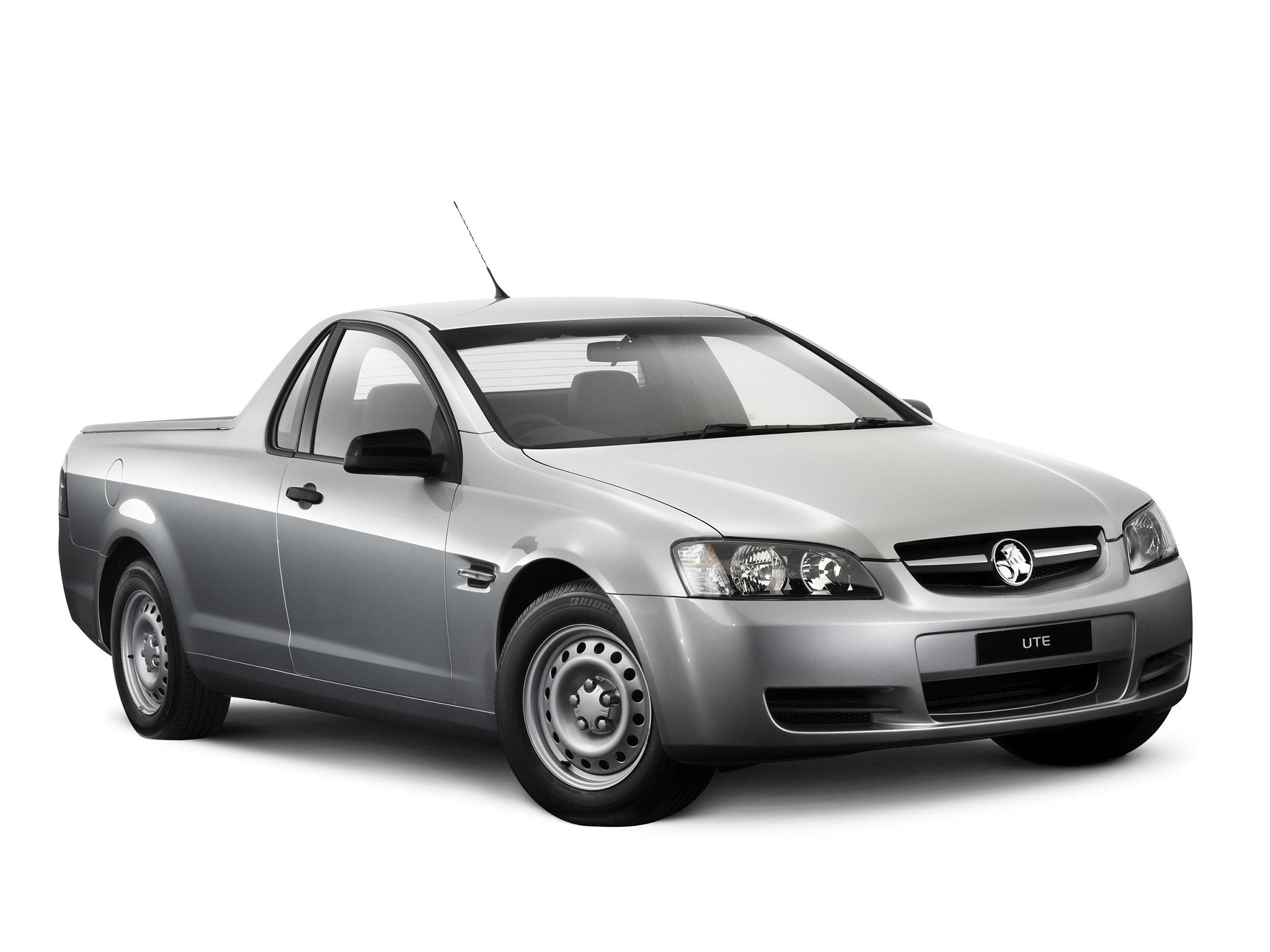 Holden UTE  6.0 V8 367 KM SS - dane techniczne, wymiary, spalanie i opinie
