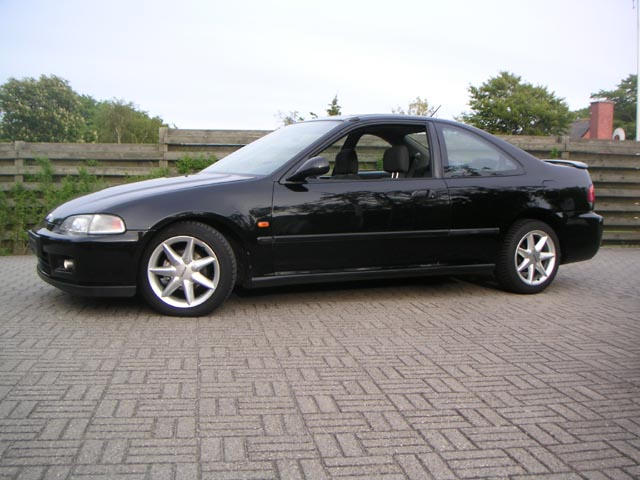 Honda Civic 1.5 i 101 KM - dane techniczne, wymiary, spalanie i opinie