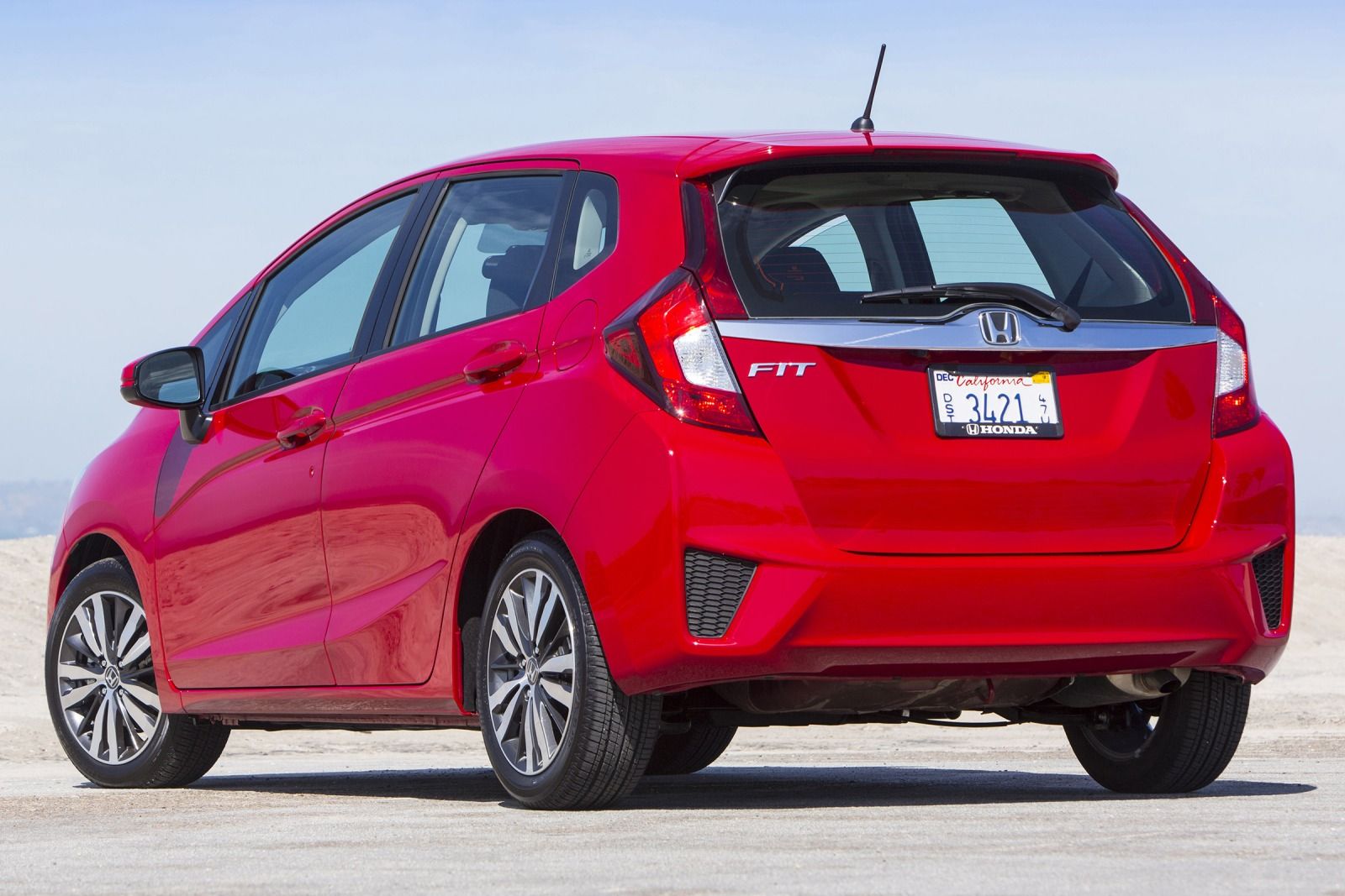 Honda FIT 1.3 CVT (100 HP) 4WD Hatchback - dane techniczne, spalanie ...