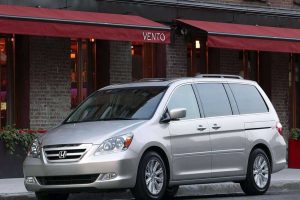 Honda Odyssey 2.4 i 16V 4WD 160 KM Suv