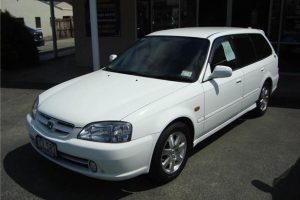 Honda Orthia 1.8 140 KM Sedan