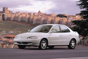 Hyundai Lantra 1.8 i 16V (127 Hp) Sedan